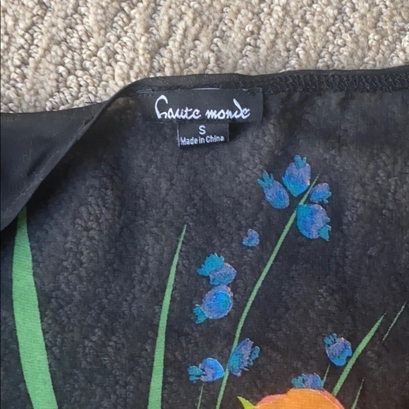 Floral Coverup - Picture 2 of 2